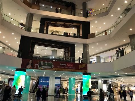 elante mall chandigarh showrooms list.